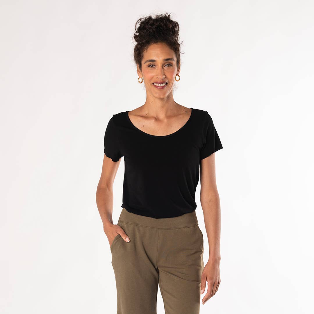 Lia Seamless Short Sleeve Bamboo Tee - Black